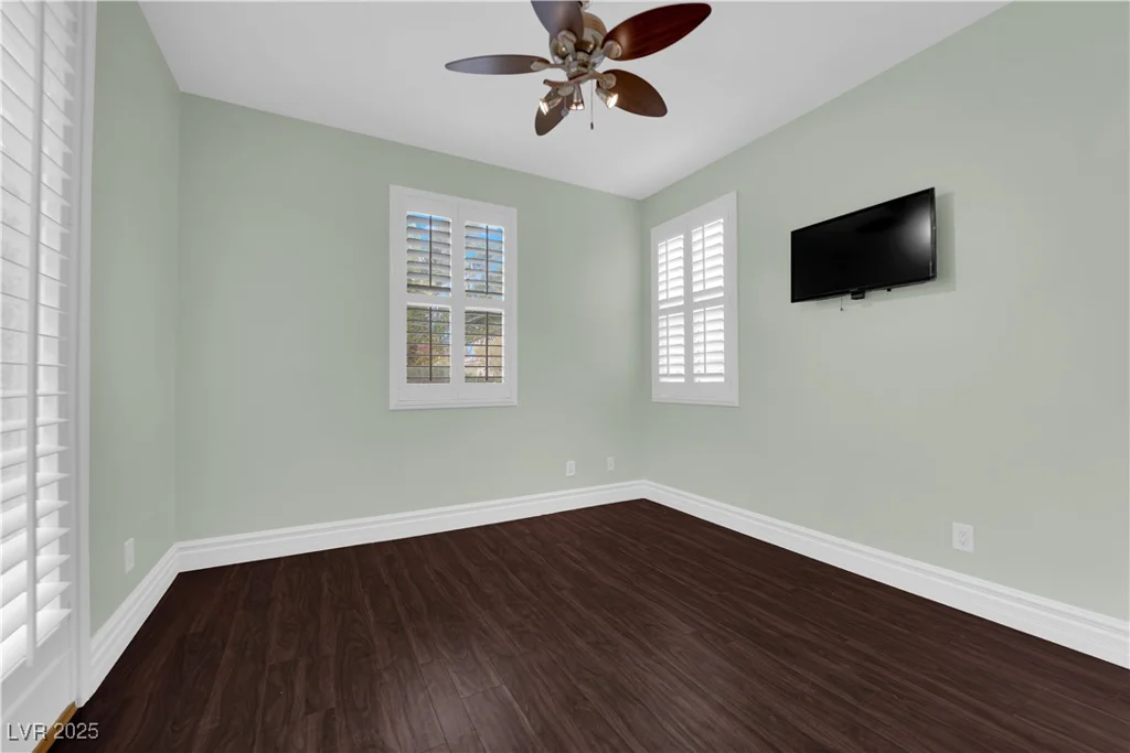 7293 Iron Oak, Las Vegas, NV 89113