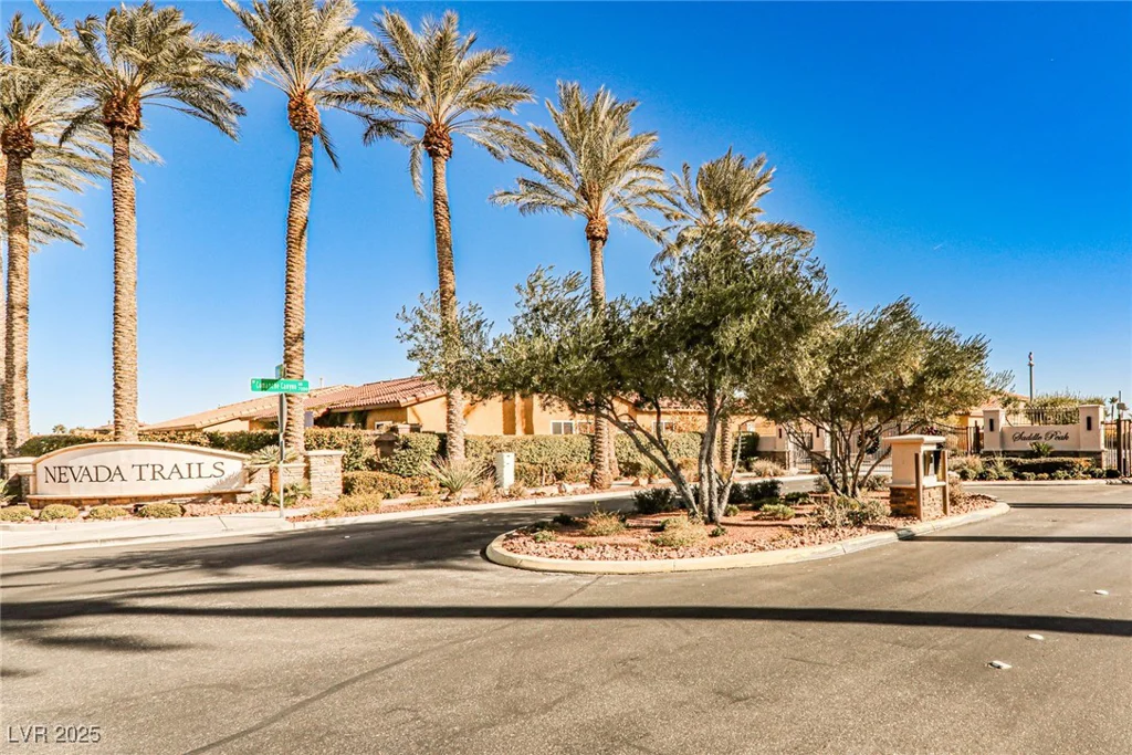 7293 Iron Oak, Las Vegas, NV 89113