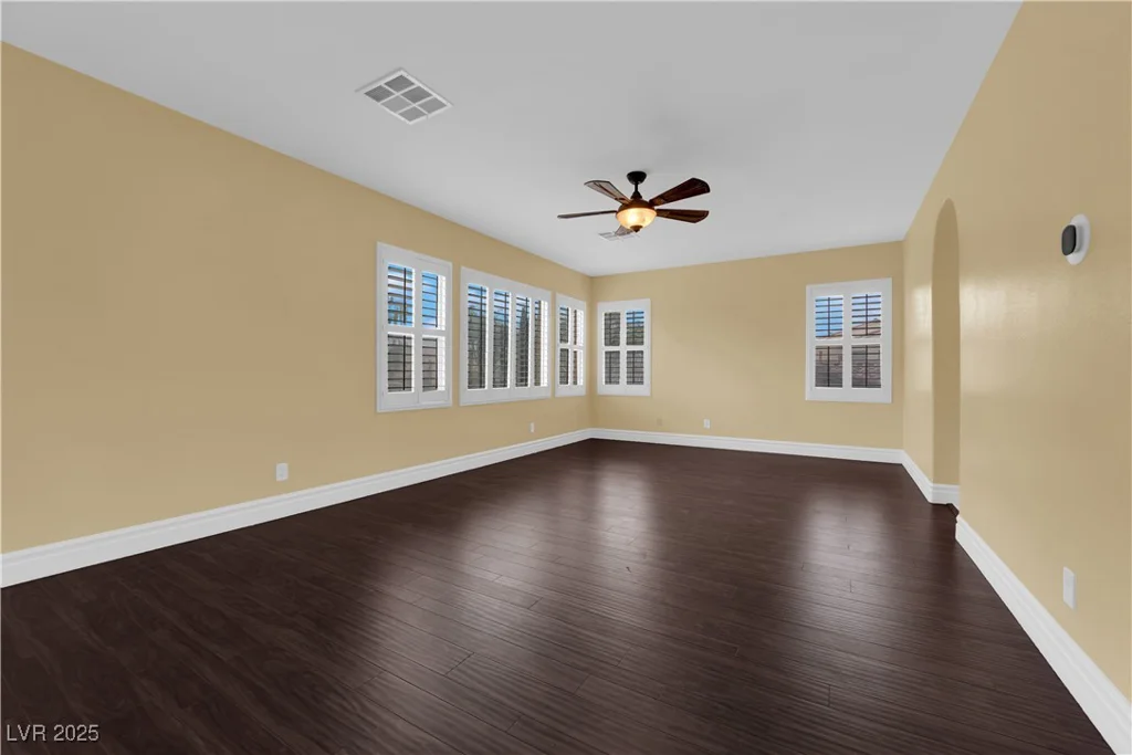 7293 Iron Oak, Las Vegas, NV 89113