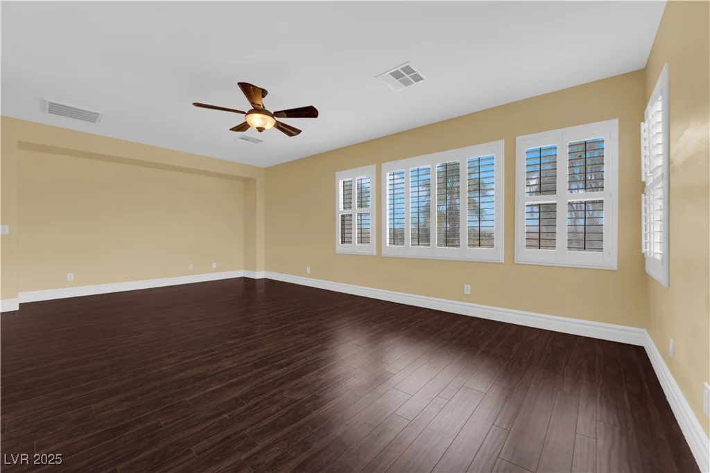 7293 Iron Oak, Las Vegas, NV 89113