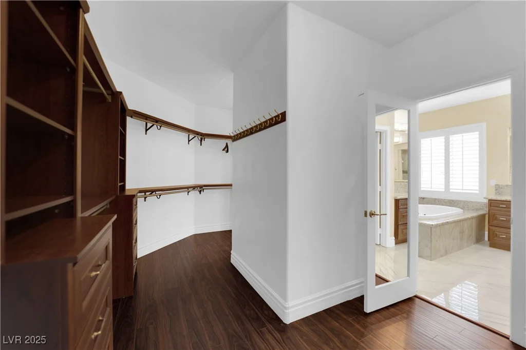 7293 Iron Oak, Las Vegas, NV 89113