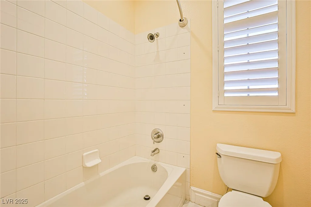 7293 Iron Oak, Las Vegas, NV 89113