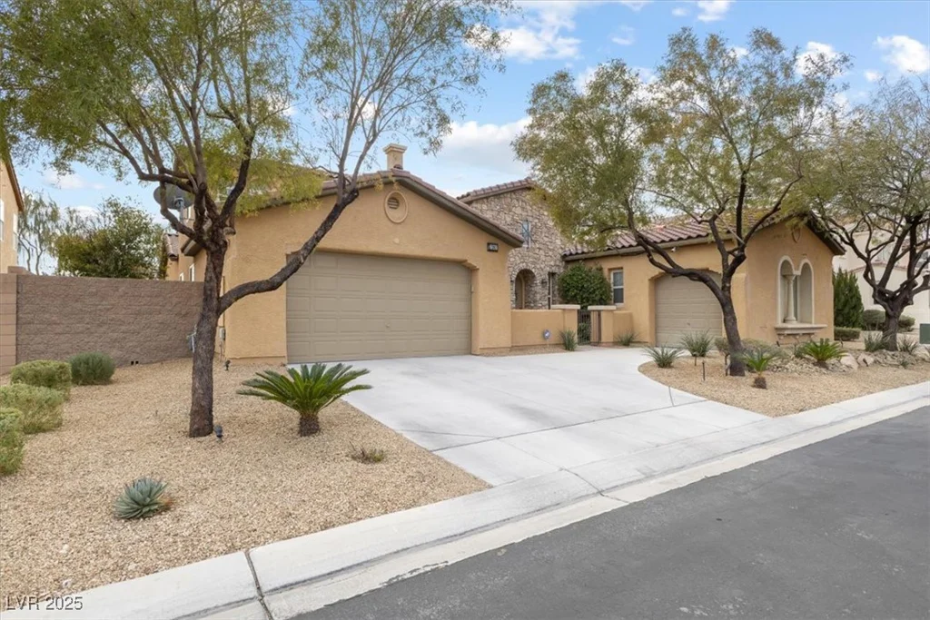 7307 Iron Oak, Las Vegas, NV 89113