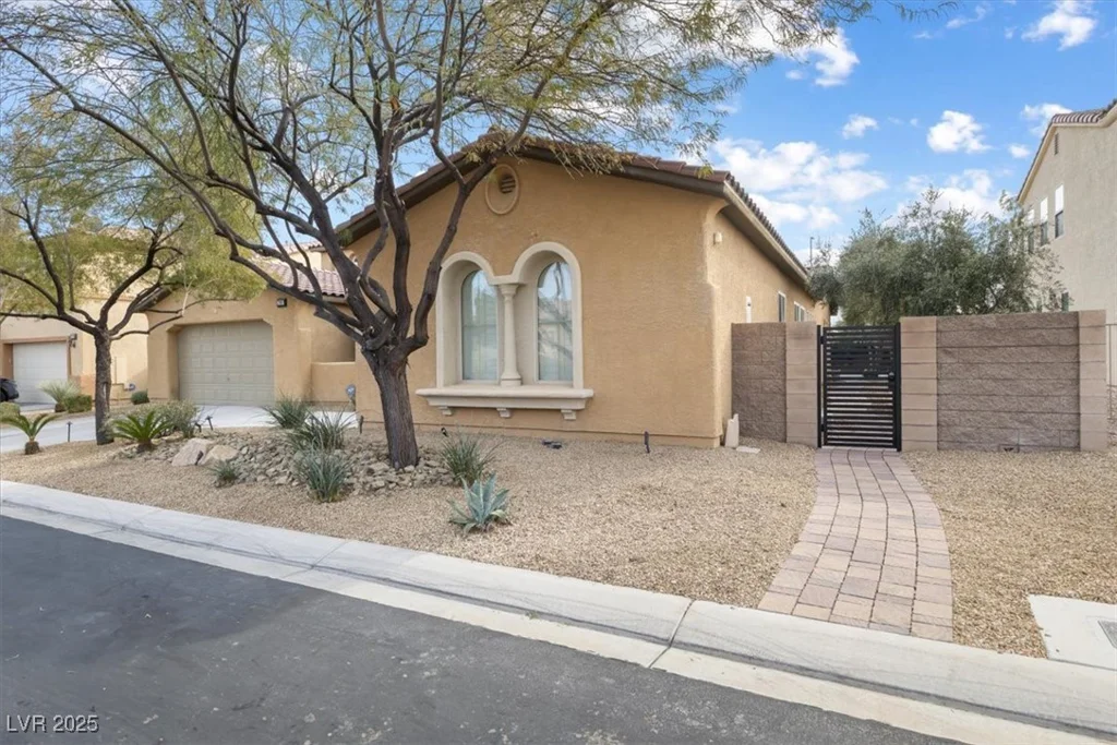 7307 Iron Oak, Las Vegas, NV 89113