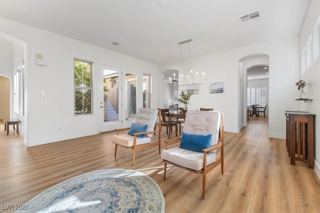 7307 Iron Oak, Las Vegas, NV 89113