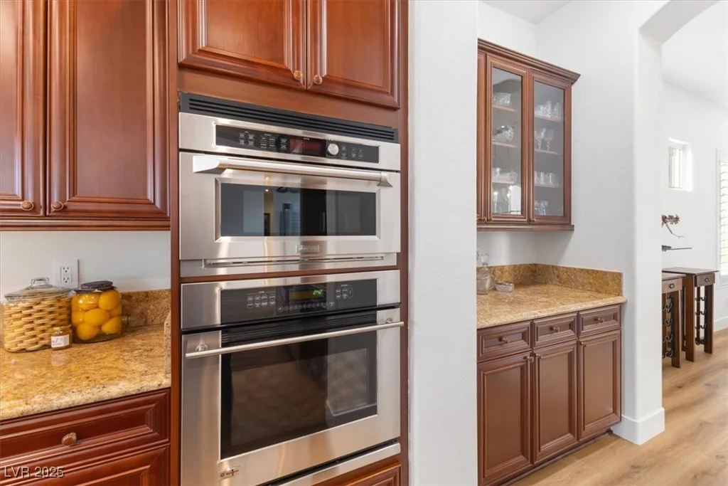7307 Iron Oak, Las Vegas, NV 89113