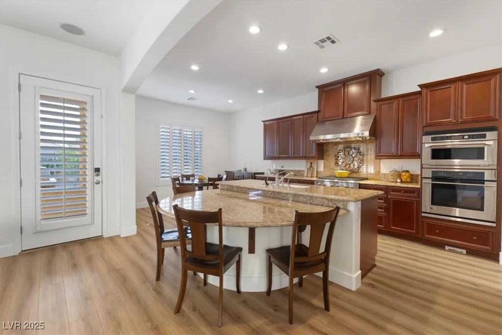 7307 Iron Oak, Las Vegas, NV 89113