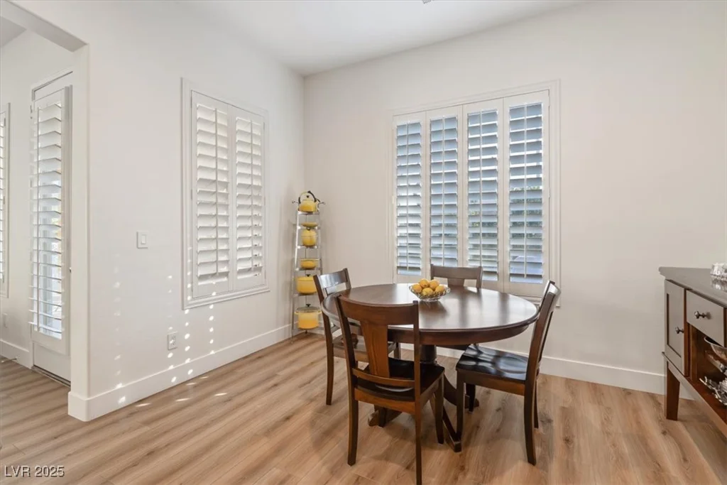 7307 Iron Oak, Las Vegas, NV 89113