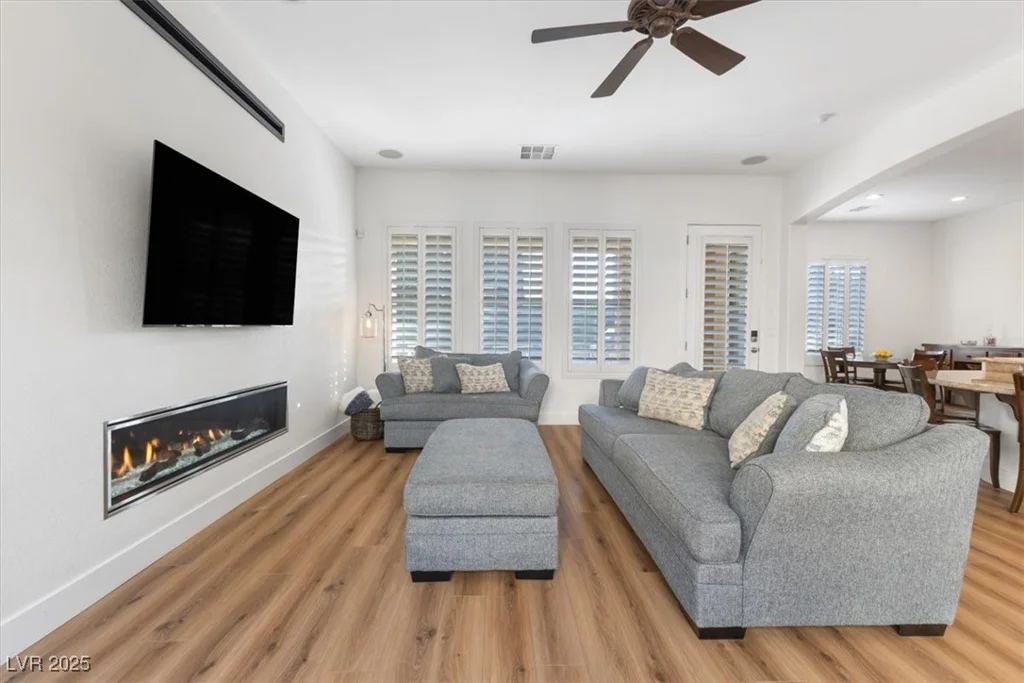7307 Iron Oak, Las Vegas, NV 89113