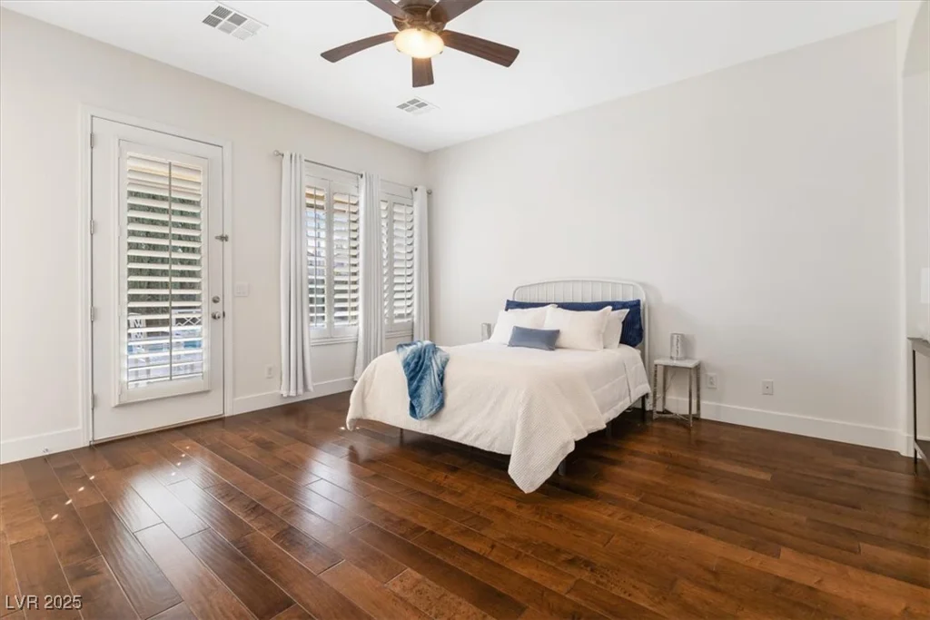 7307 Iron Oak, Las Vegas, NV 89113