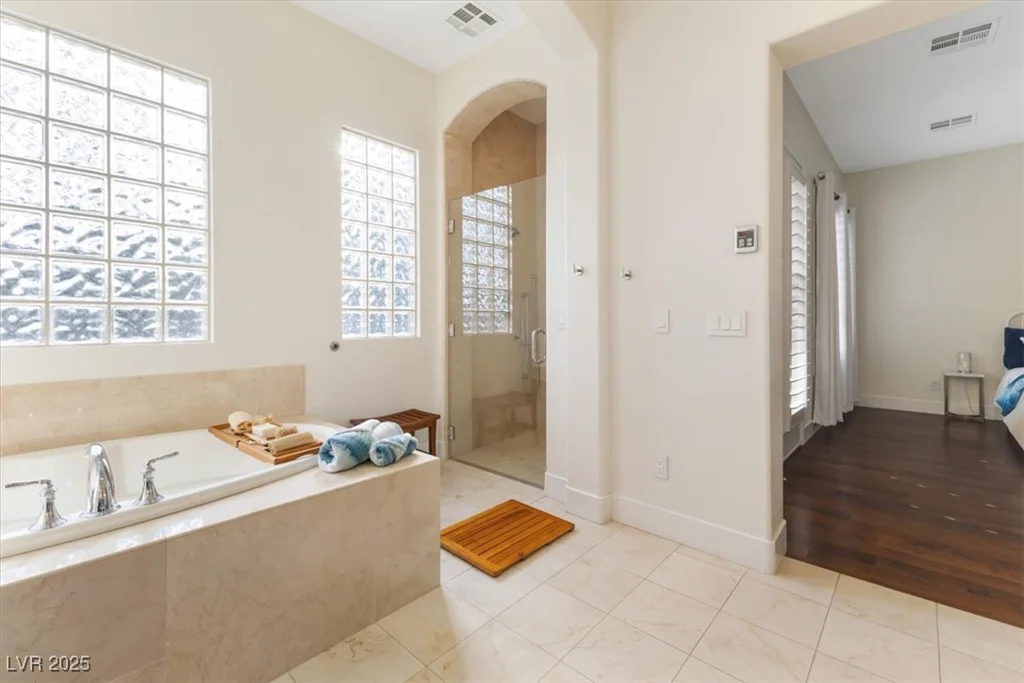 7307 Iron Oak, Las Vegas, NV 89113
