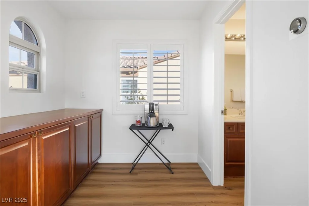 7307 Iron Oak, Las Vegas, NV 89113