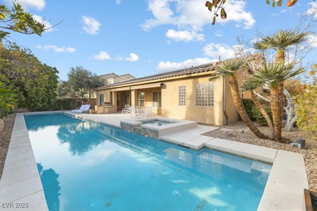 7307 Iron Oak, Las Vegas, NV 89113
