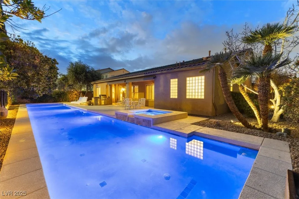 7307 Iron Oak, Las Vegas, NV 89113