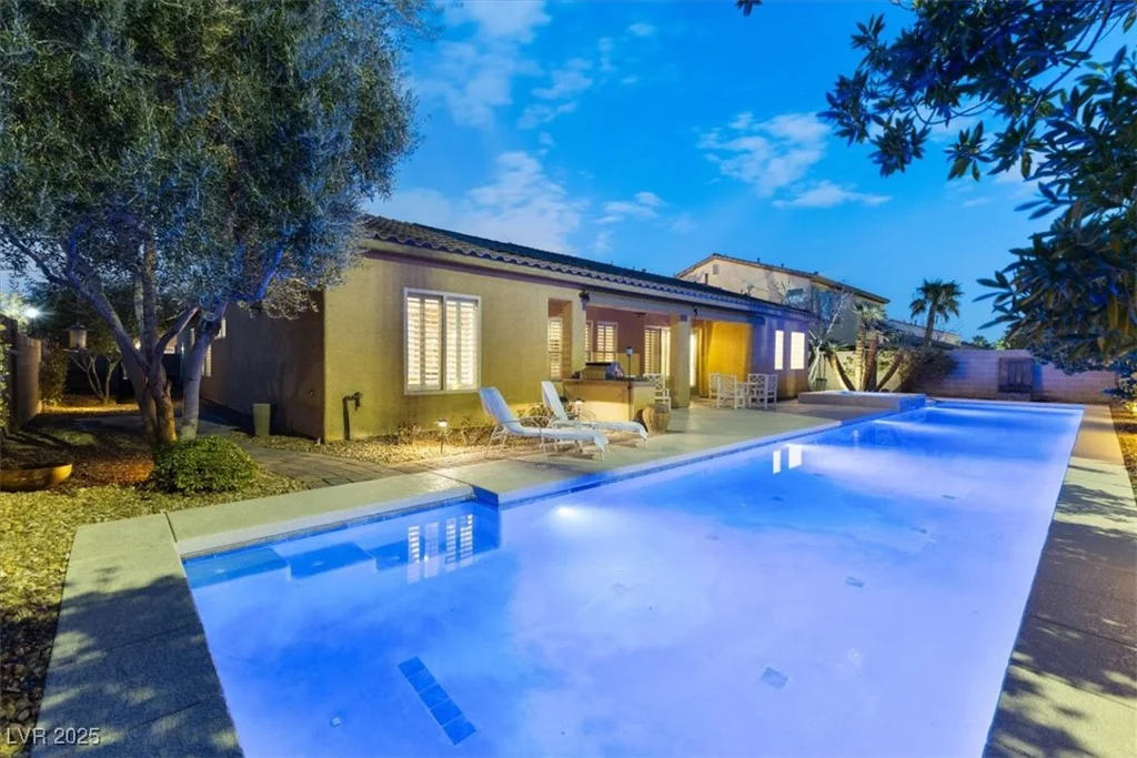 7307 Iron Oak, Las Vegas, NV 89113