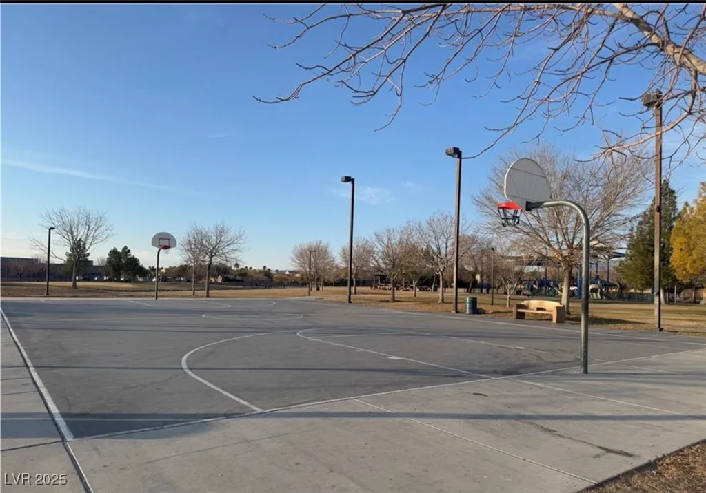 7307 Iron Oak, Las Vegas, NV 89113