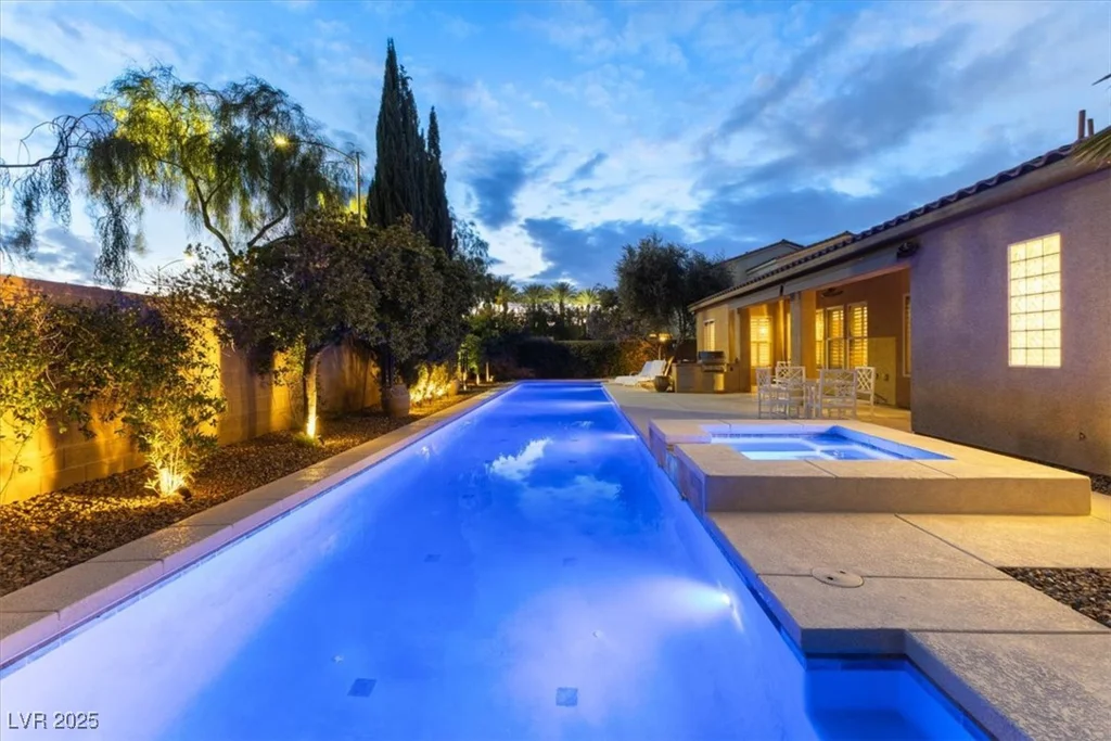 7307 Iron Oak, Las Vegas, NV 89113