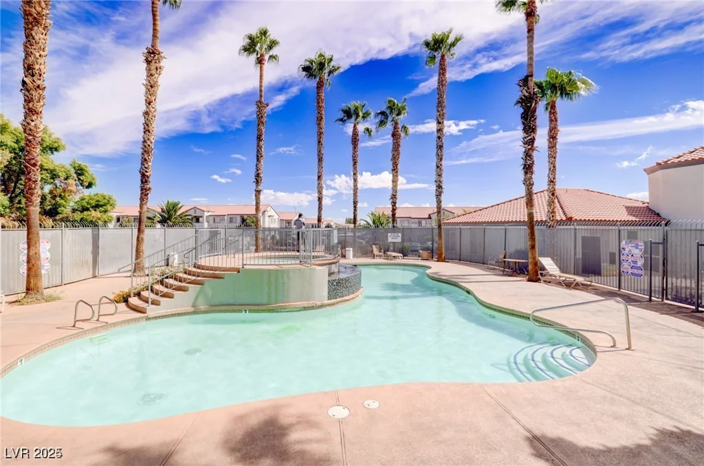 3318 Decatur, Las Vegas, NV 89130