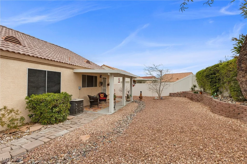 6611 Cinnabar Coast, North Las Vegas, NV 89084