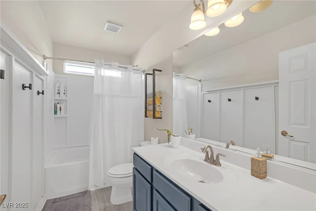 10548 Nantucket Ridge, Las Vegas, NV 89166