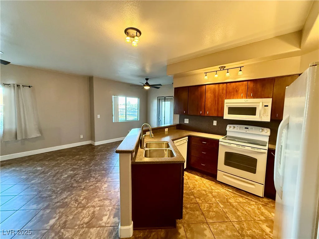 1501 Lake Placid, Henderson, NV 89014