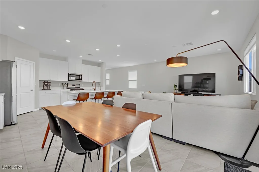 6945 Trevelez, Las Vegas, NV 89149