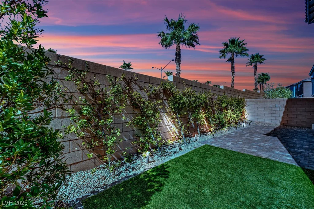 6945 Trevelez, Las Vegas, NV 89149