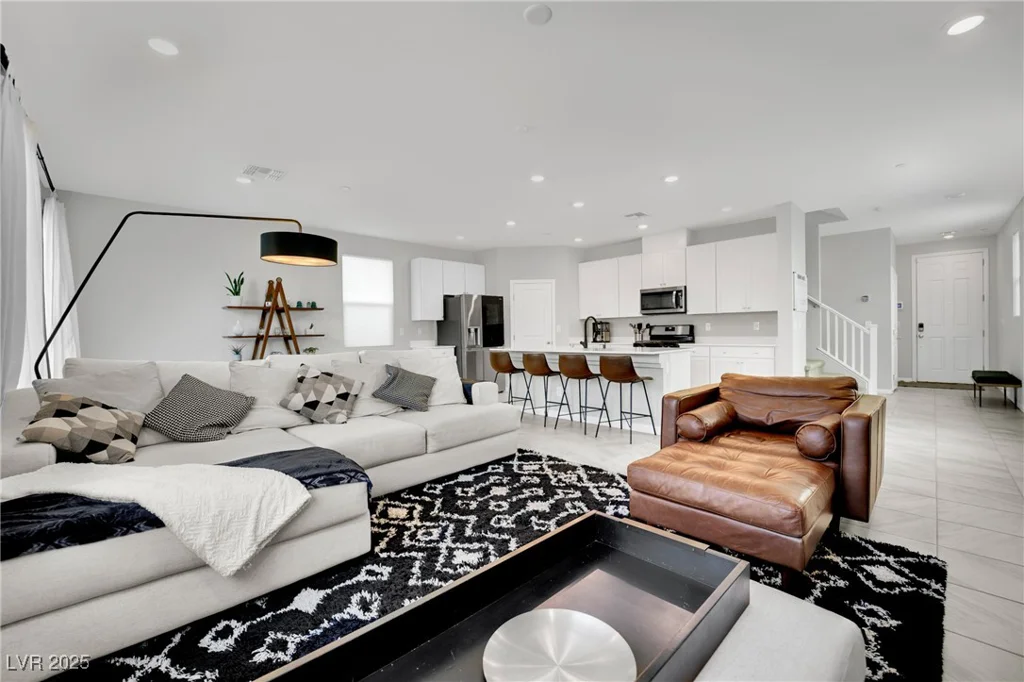 6945 Trevelez, Las Vegas, NV 89149