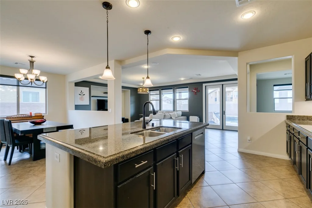 748 Fast Green, Las Vegas, NV 89148