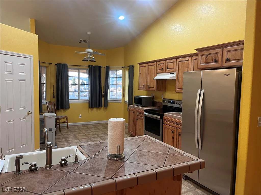 1900 Highland, Pahrump, NV 89048