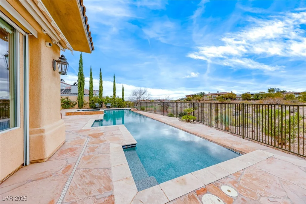 11593 Glowing Sunset, Las Vegas, NV 89135