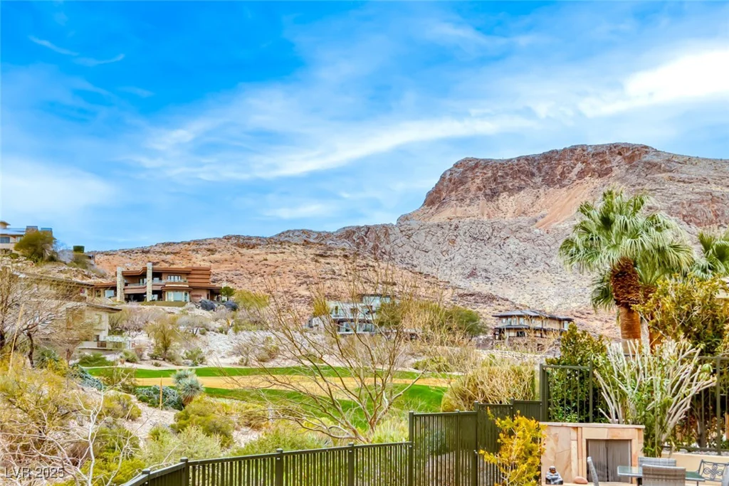 11593 Glowing Sunset, Las Vegas, NV 89135