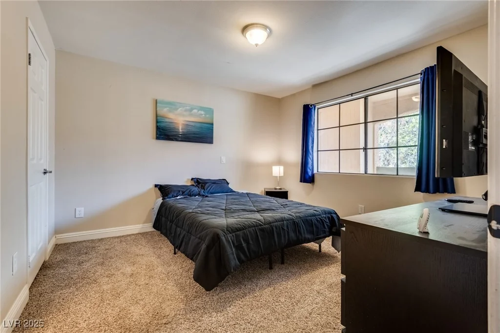 5138 Jones, Las Vegas, NV 89118