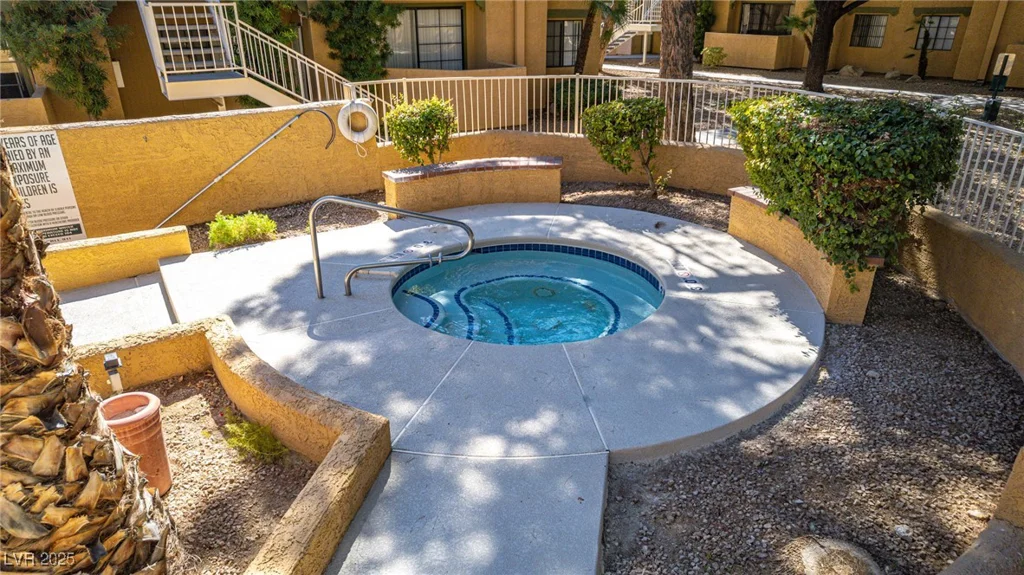 5138 Jones, Las Vegas, NV 89118