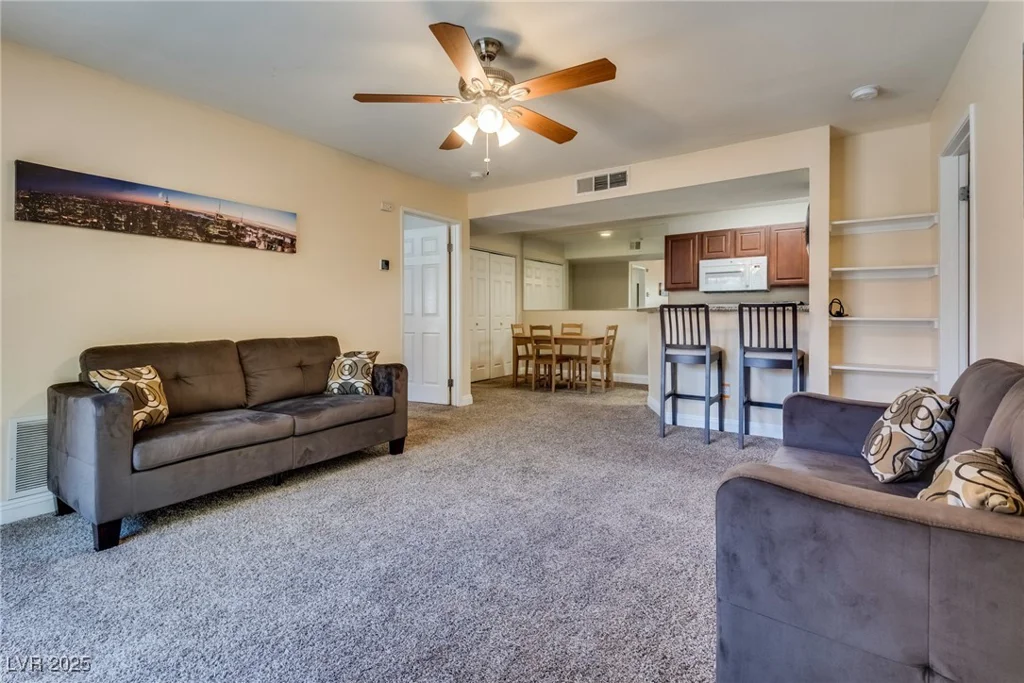 5138 Jones, Las Vegas, NV 89118