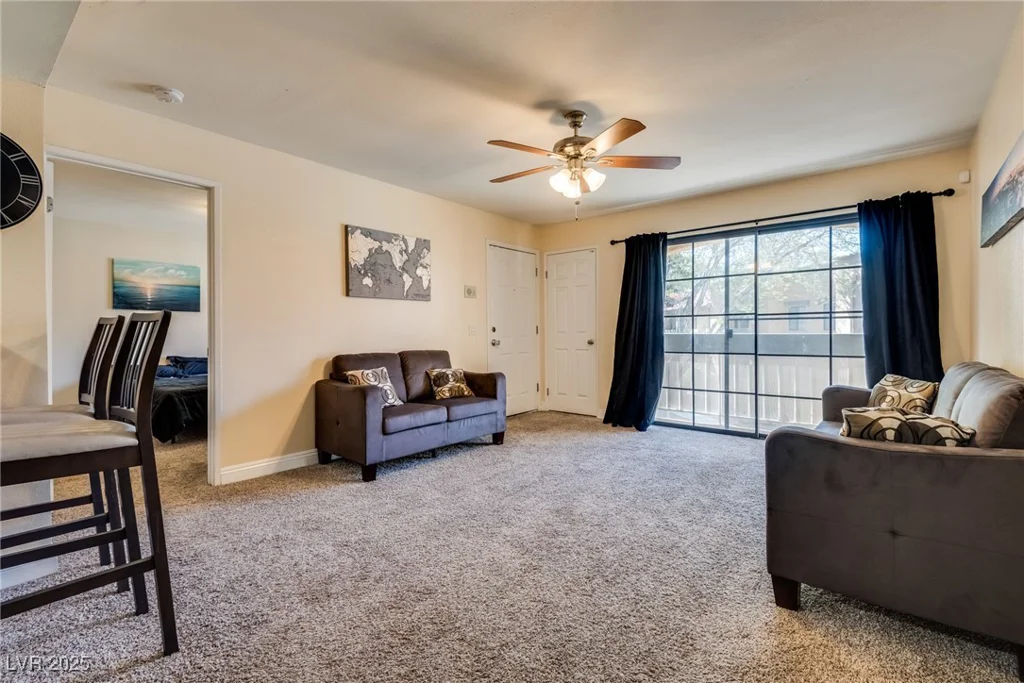 5138 Jones, Las Vegas, NV 89118