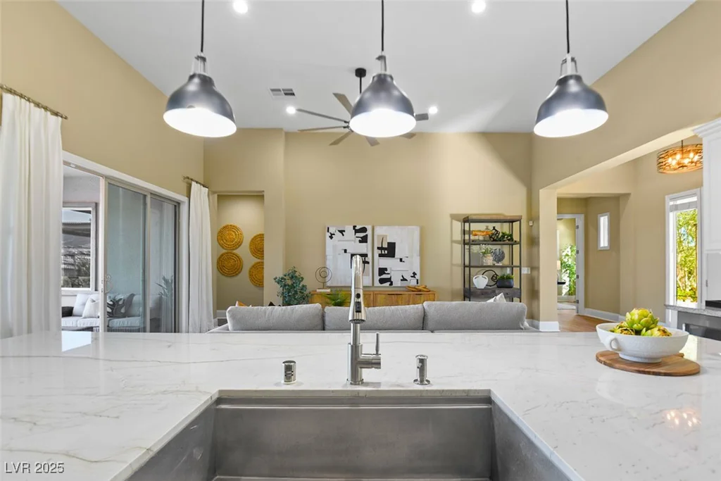 10086 Amethyst Hills, Las Vegas, NV 89148