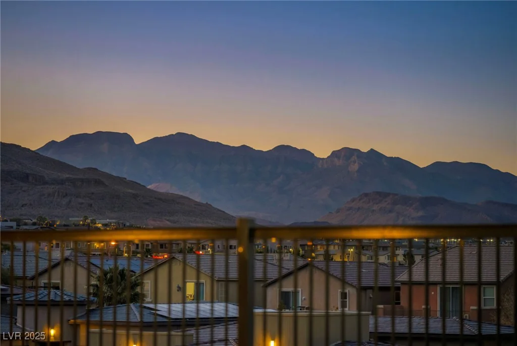 10086 Amethyst Hills, Las Vegas, NV 89148