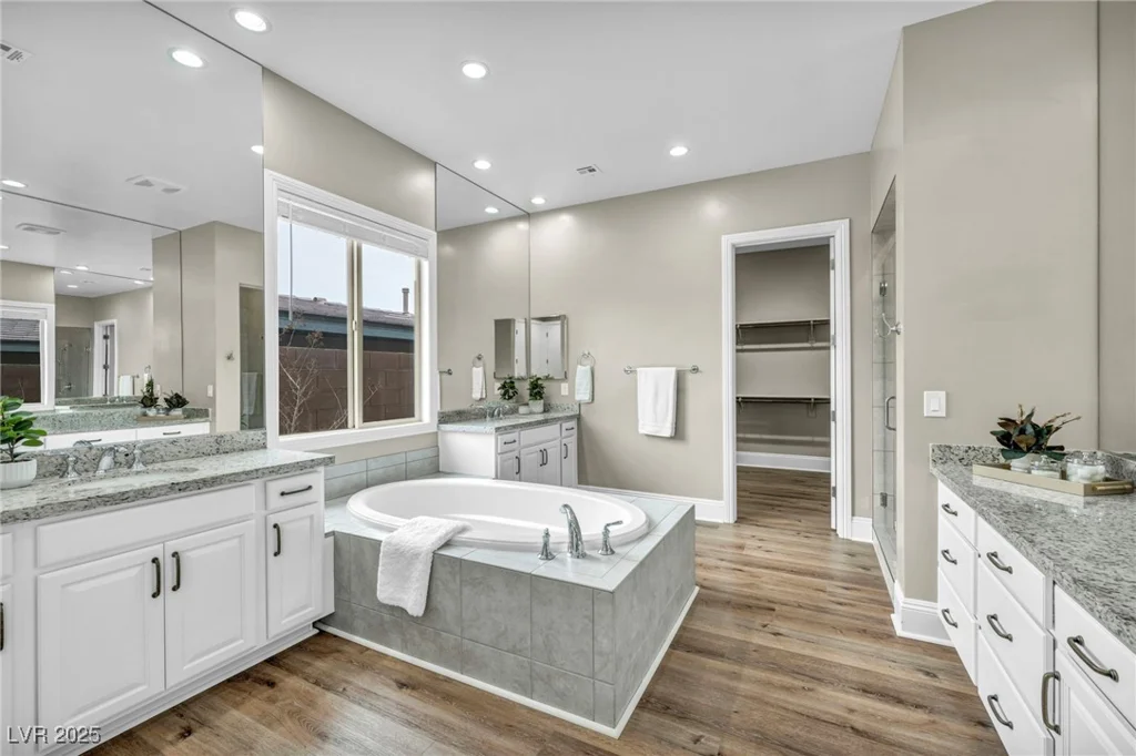 10086 Amethyst Hills, Las Vegas, NV 89148