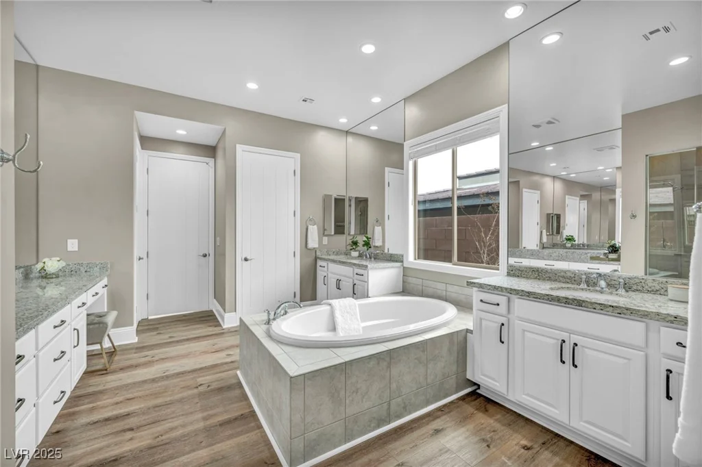 10086 Amethyst Hills, Las Vegas, NV 89148