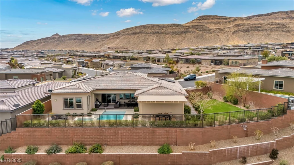 10086 Amethyst Hills, Las Vegas, NV 89148