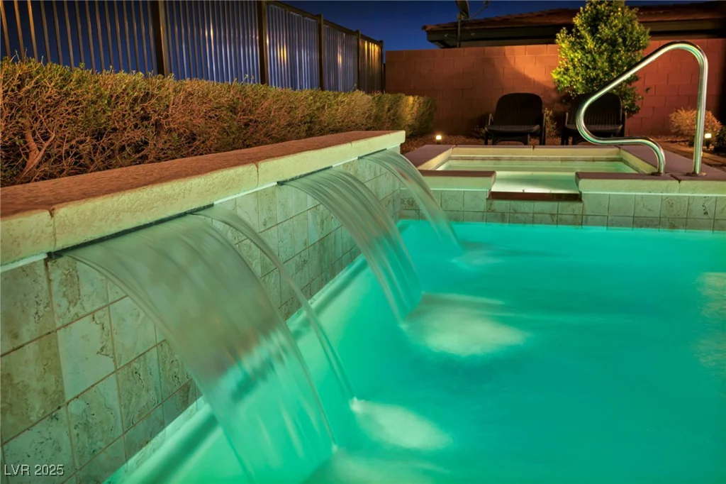 10086 Amethyst Hills, Las Vegas, NV 89148