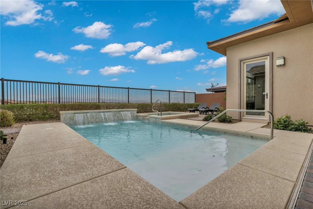 10086 Amethyst Hills, Las Vegas, NV 89148
