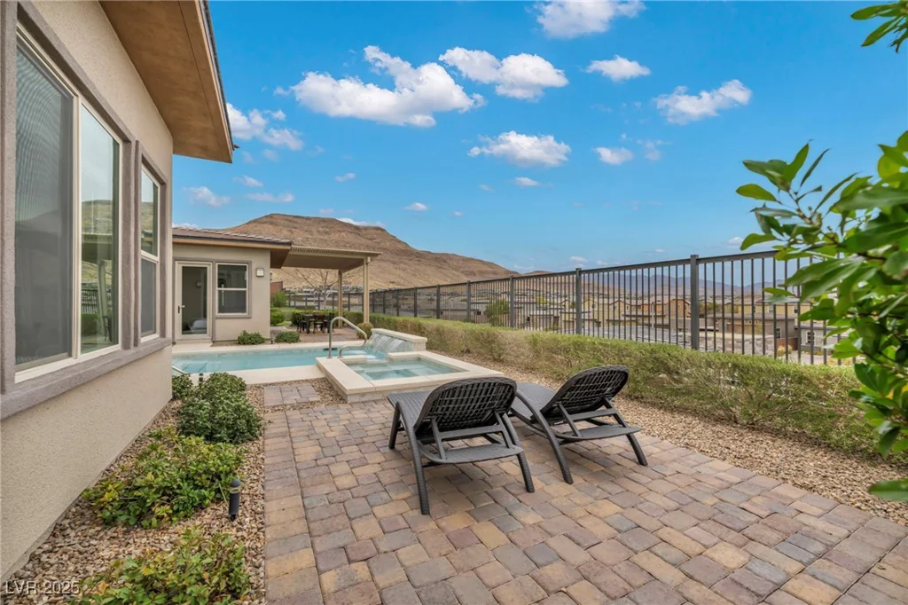 10086 Amethyst Hills, Las Vegas, NV 89148