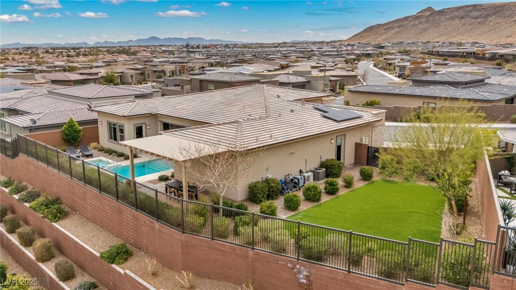 10086 Amethyst Hills, Las Vegas, NV 89148