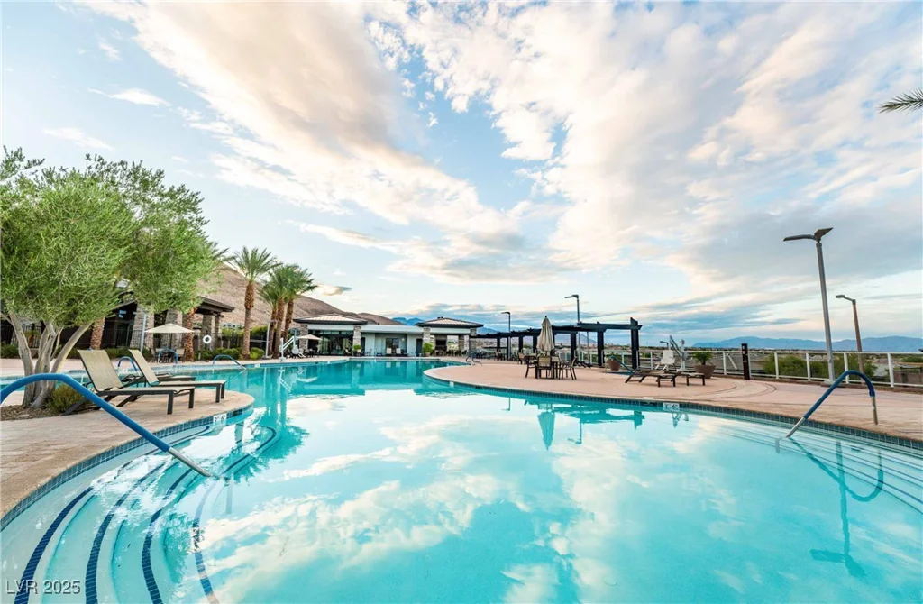 10086 Amethyst Hills, Las Vegas, NV 89148
