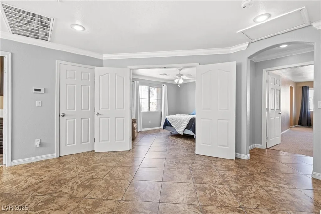 6136 Stanton Summit, North Las Vegas, NV 89081