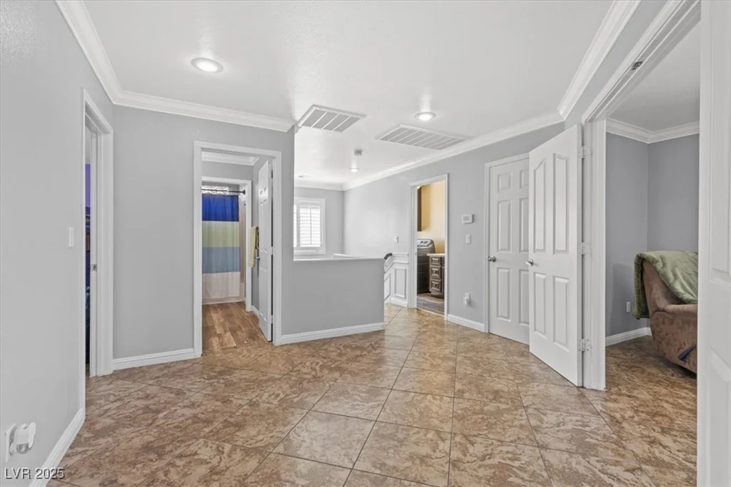 6136 Stanton Summit, North Las Vegas, NV 89081