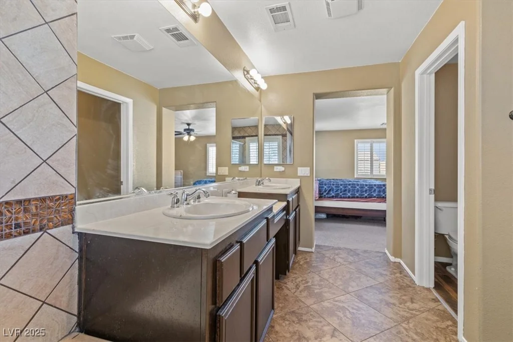 6136 Stanton Summit, North Las Vegas, NV 89081