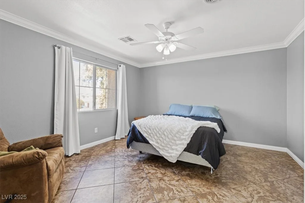 6136 Stanton Summit, North Las Vegas, NV 89081